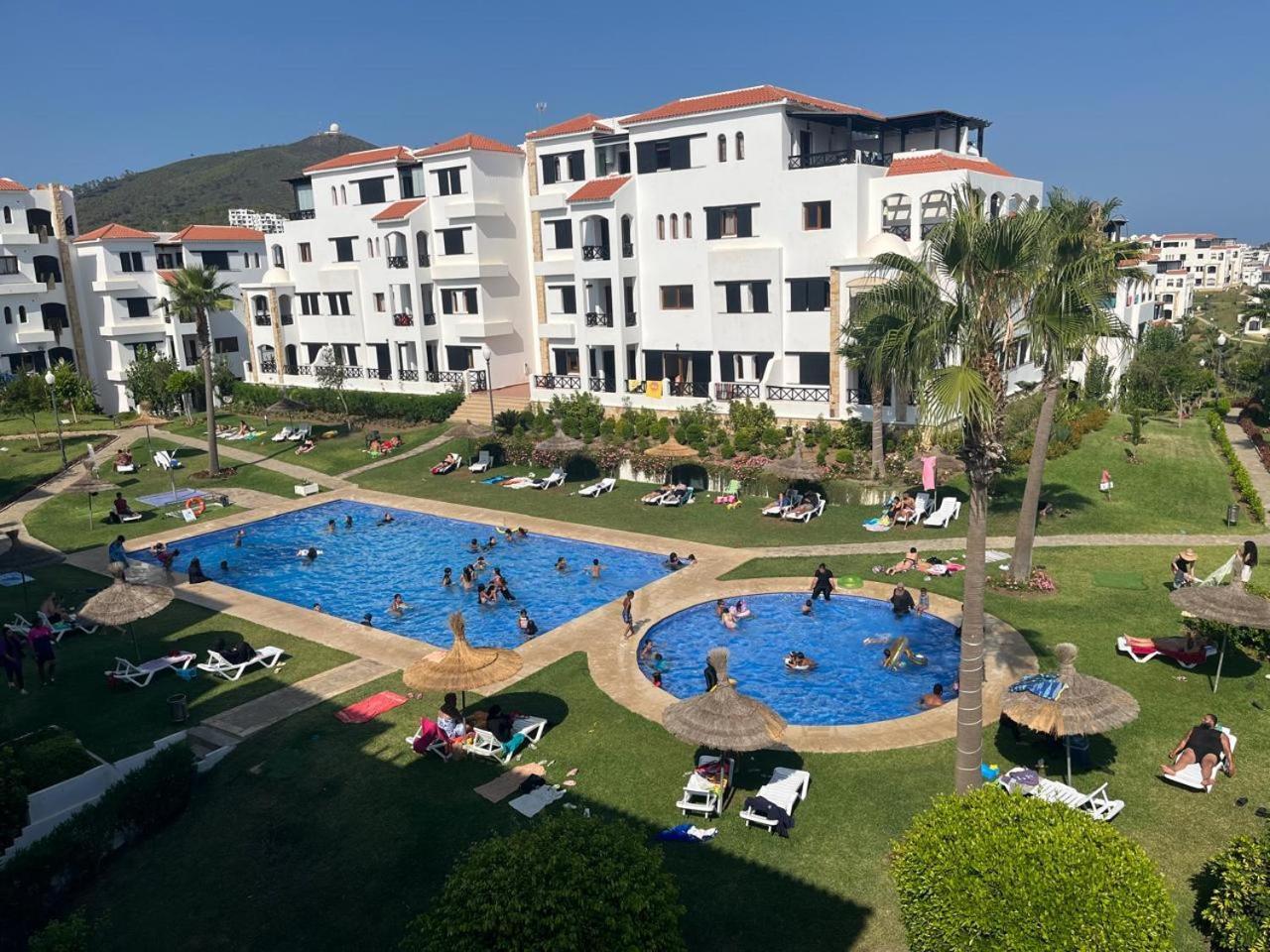 Lilac'S Garden Vue Piscine M'Diq Quarto foto